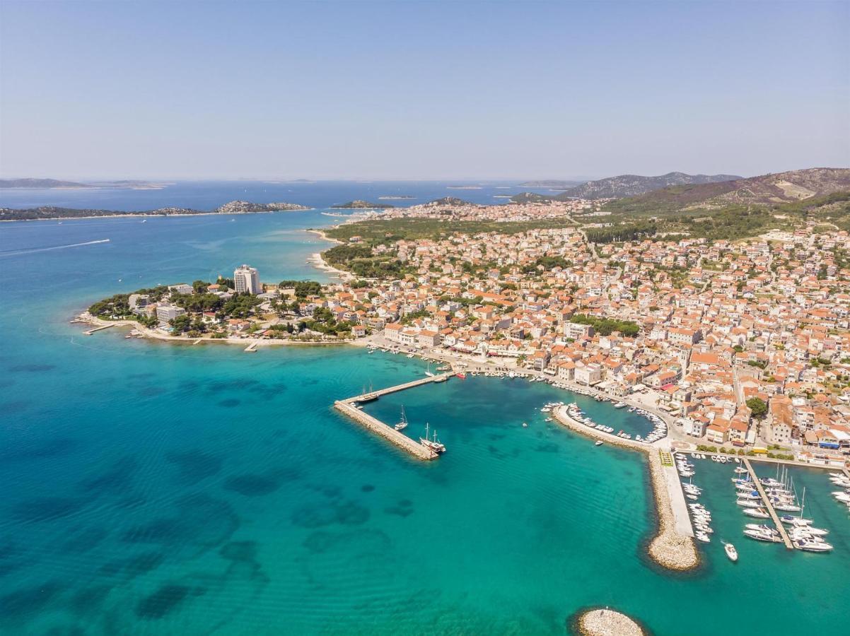 Apartments & Rooms Milena Vodice Bagian luar foto