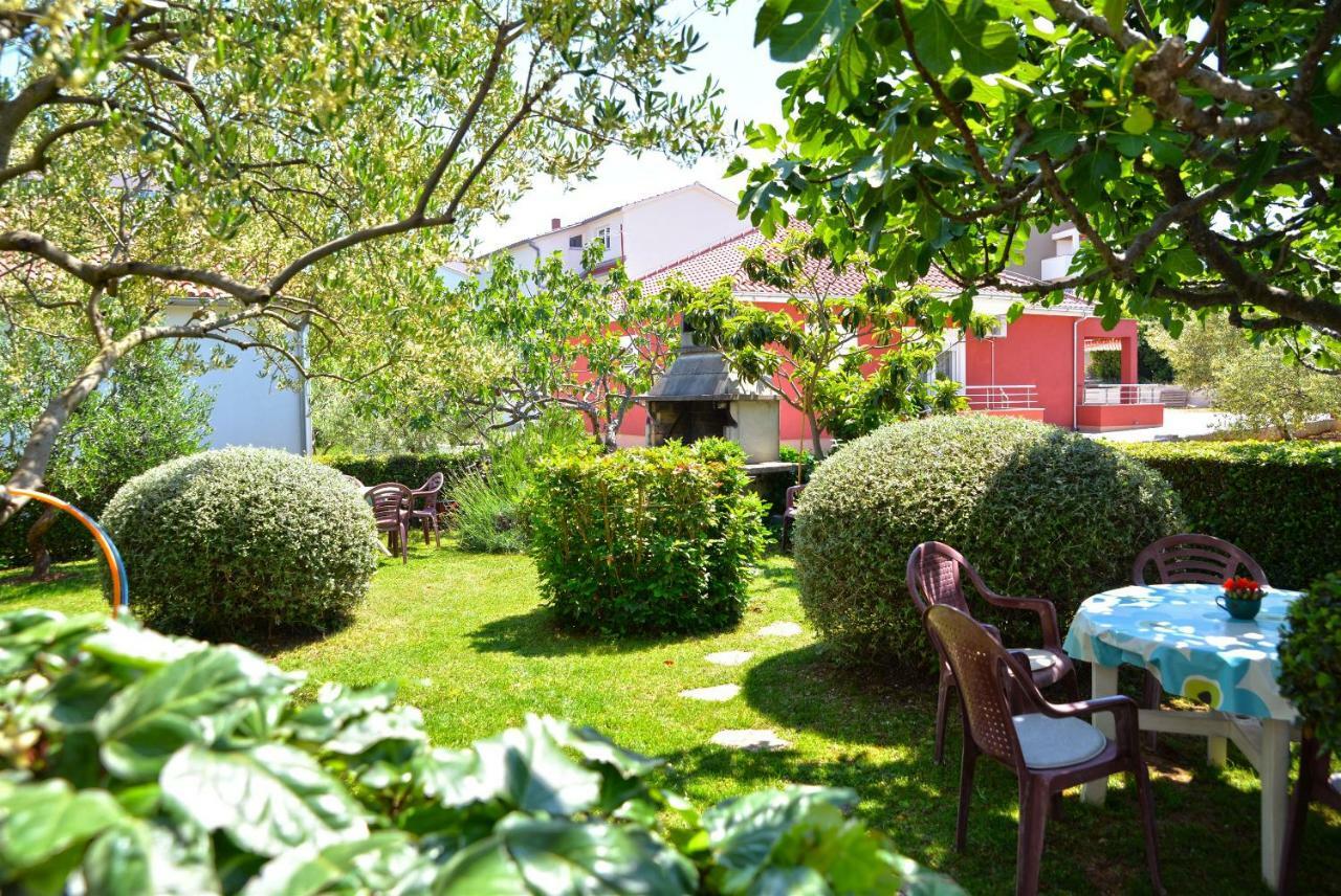 Apartments & Rooms Milena Vodice Bagian luar foto