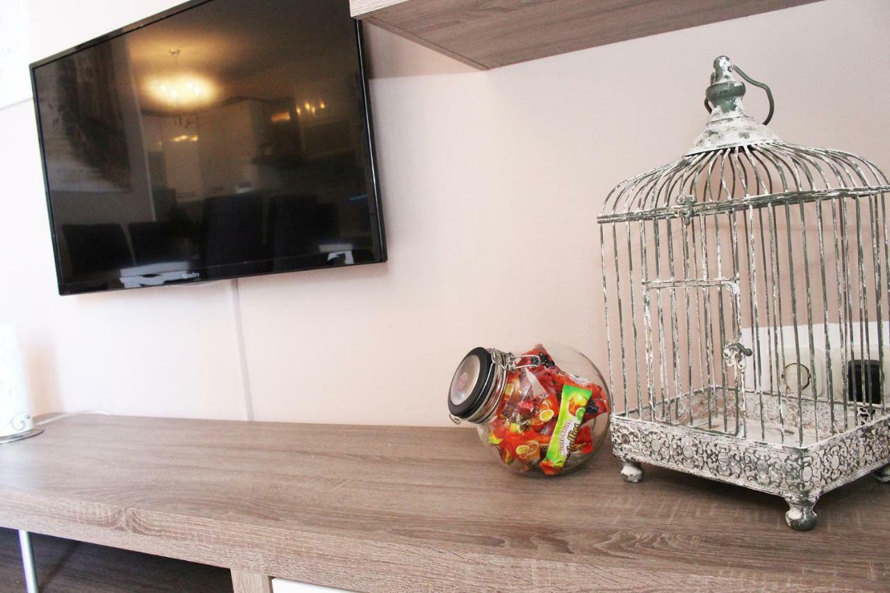 Apartments & Rooms Milena Vodice Bagian luar foto